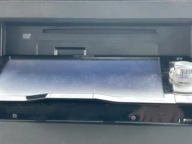 スズキ スペーシア HYBRID G 和歌山県 2018(平30)年 2.6万km ピュアホワイトP carrozzaria製ナビ(ワンセグTV/CD/DVD/FM/AM/SD/USB/AUX/iPod)/ワンオーナー/バックカメラ/両側イージースライドドア/ドライブレコーダー/アイドリングストップ/コーナーセンサー/レーンキープ/横滑り防止装置/衝突被害軽減ブレーキ/PWR/純正ドアバイザー/純正フロアマット/取扱説明書/保証書