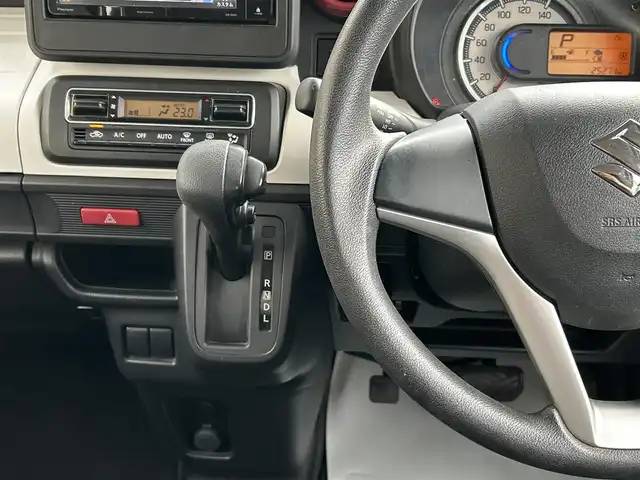 スズキ スペーシア HYBRID G 和歌山県 2018(平30)年 2.6万km ピュアホワイトP carrozzaria製ナビ(ワンセグTV/CD/DVD/FM/AM/SD/USB/AUX/iPod)/ワンオーナー/バックカメラ/両側イージースライドドア/ドライブレコーダー/アイドリングストップ/コーナーセンサー/レーンキープ/横滑り防止装置/衝突被害軽減ブレーキ/PWR/純正ドアバイザー/純正フロアマット/取扱説明書/保証書