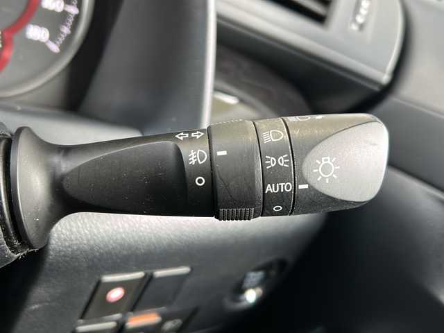 トヨタ アルファード S Cパッケージ 静岡県 2019(平31)年 8.1万km ホワイトパールクリスタルシャイン 純正SDナビ/・CD/・DVD/・フルセグＴＶ/・Bluetooth/・USB/・AM/・FM/主要装備/・両側パワスラ/・フリップダウンモニター/・サンルーフ/・衝突軽減/・レーンキープ/・追従クルコン/・コーナーセンサー後/・バックカメラ/・ETC2.0/・デジタルインナーミラー/・ドラレコ前後/・レザーシート/・パワーシート/・シートヒーターD/N席/・エアシートD/N席/・ハンドルヒーター/・ステリモ/・LEDヘッドライト/・オートライト/・オートハイビーム/・純正フロアマット/・純正アルミホイール