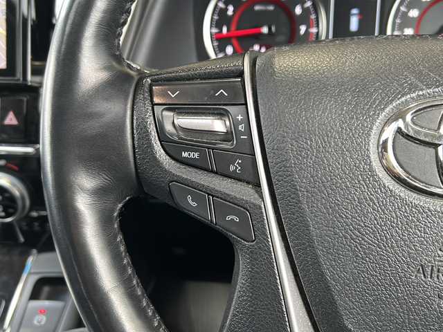 トヨタ アルファード S Cパッケージ 静岡県 2019(平31)年 8.1万km ホワイトパールクリスタルシャイン 純正SDナビ/・CD/・DVD/・フルセグＴＶ/・Bluetooth/・USB/・AM/・FM/主要装備/・両側パワスラ/・フリップダウンモニター/・サンルーフ/・衝突軽減/・レーンキープ/・追従クルコン/・コーナーセンサー後/・バックカメラ/・ETC2.0/・デジタルインナーミラー/・ドラレコ前後/・レザーシート/・パワーシート/・シートヒーターD/N席/・エアシートD/N席/・ハンドルヒーター/・ステリモ/・LEDヘッドライト/・オートライト/・オートハイビーム/・純正フロアマット/・純正アルミホイール