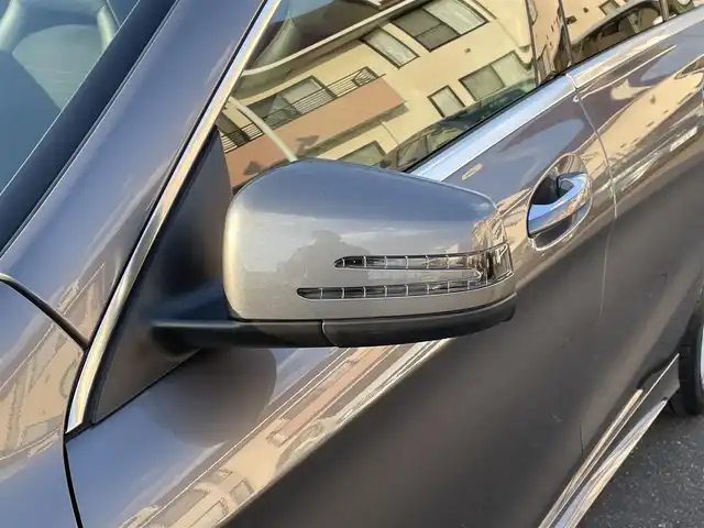 メルセデス・ベンツ ＣＬＡ１８０ AMG スタイル 道央・札幌 2015(平27)年 7万km シルバー 純正HDDナビ(AM/FM/CD/DVD/BT)/ワンセグテレビ(走行中視聴可能)/バックカメラ/アダプティブクルーズコントロール/アイドリングストップ/ウィンカーミラー/サンルーフ/プッシュスタート/パワーバックドア/パワーシート/シートメモリー/前席シートヒーター/ステアリングリモコン/パドルシフト/純正フロアマット/オートライト/横滑り防止装置/積込冬タイヤ/　　(205/５５R16 21mm溝7mm)