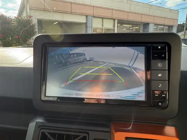 ダイハツ タフト G 静岡県 2020(令2)年 7.7万km シャイニングホワイトパール ワンオーナー・保証書/スマートアシスト/純正SDナビ・ワンセグTV/バックカメラ/Bluetoothオーディオ/前席シートヒーター/スマートキー×2/プッシュスタート/LEDヘッドライト/フォグランプ/純正フロアマット/純正ドアバイザー/WエアB＋ABS/カーテンエアB/車両取説＋ナビ取説