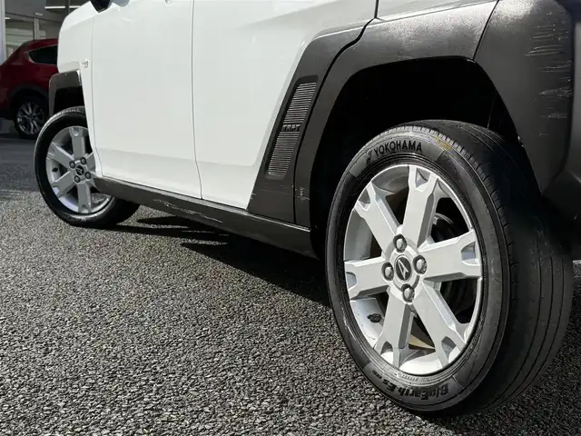 ダイハツ タフト G 静岡県 2020(令2)年 7.7万km シャイニングホワイトパール ワンオーナー・保証書/スマートアシスト/純正SDナビ・ワンセグTV/バックカメラ/Bluetoothオーディオ/前席シートヒーター/スマートキー×2/プッシュスタート/LEDヘッドライト/フォグランプ/純正フロアマット/純正ドアバイザー/WエアB＋ABS/カーテンエアB/車両取説＋ナビ取説