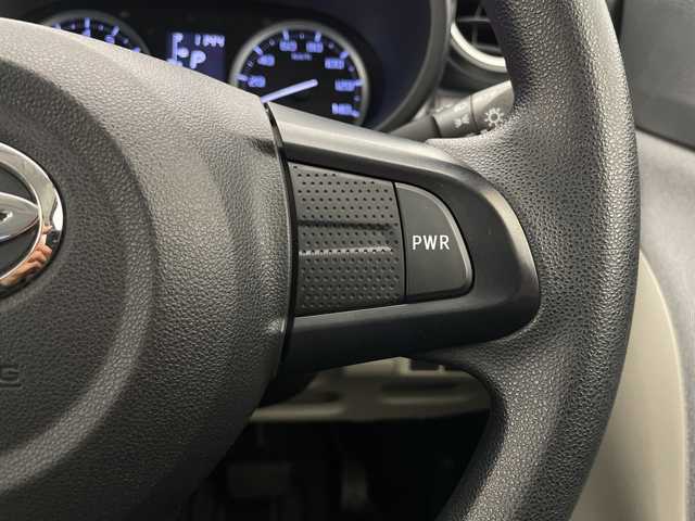 ダイハツ キャスト スタイル X SAⅢ 長野県 2018(平30)年 1.6万km ファイアークォーツレッドM 4WD/衝突被害軽減システム/レーンディパーチャーアラート/盗難防止装置/純正オーディオ（型番：CC-W６７D）/オートマチックハイビーム/オートライト/社外15インチアルミホイール/純正フロアマット/オートエアコン/純正ドアバイザー/電動格納ミラー/ライトレベライザー/スマートキー/スペアキー