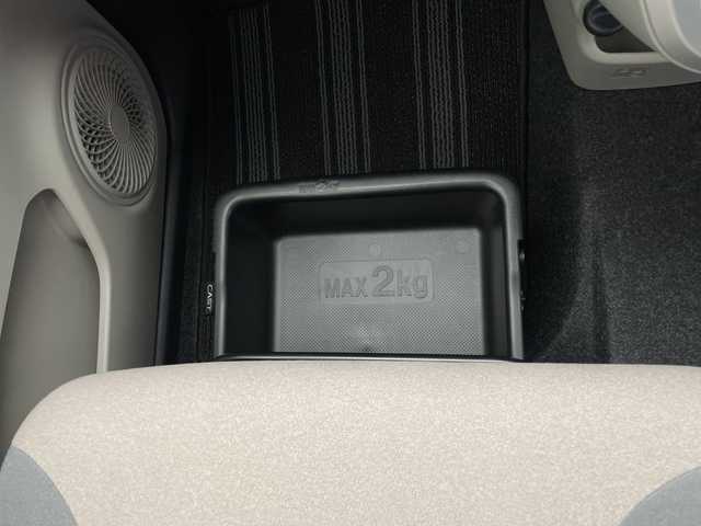 ダイハツ キャスト スタイル X SAⅢ 長野県 2018(平30)年 1.6万km ファイアークォーツレッドM 4WD/衝突被害軽減システム/レーンディパーチャーアラート/盗難防止装置/純正オーディオ（型番：CC-W６７D）/オートマチックハイビーム/オートライト/社外15インチアルミホイール/純正フロアマット/オートエアコン/純正ドアバイザー/電動格納ミラー/ライトレベライザー/スマートキー/スペアキー