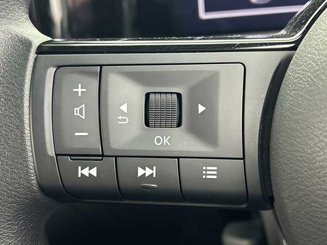 日産 ノート X 三重県 2022(令4)年 2.1万km ピュアホワイトパール /禁煙車//社外ナビ//Bluetooth//iPod//フルセグ//CD/DVD//アラウンドビューモニター//ブラインドスポットモニター//インテリジェントルームミラー//エマージェンシーブレーキ//前後ドライブレコーダー//電動パーキング//オートライト//オートハイビーム//レーンキープアシスト//衝突軽減ブレーキ//電動格納ミラー//プッシュスタート//スマートキー