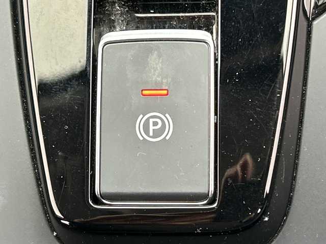 日産 ノート X 三重県 2022(令4)年 2.1万km ピュアホワイトパール /禁煙車//社外ナビ//Bluetooth//iPod//フルセグ//CD/DVD//アラウンドビューモニター//ブラインドスポットモニター//インテリジェントルームミラー//エマージェンシーブレーキ//前後ドライブレコーダー//電動パーキング//オートライト//オートハイビーム//レーンキープアシスト//衝突軽減ブレーキ//電動格納ミラー//プッシュスタート//スマートキー