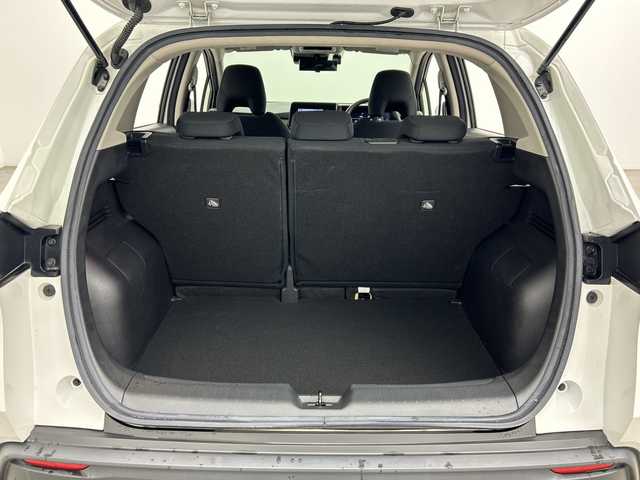 日産 ノート X 三重県 2022(令4)年 2.1万km ピュアホワイトパール /禁煙車//社外ナビ//Bluetooth//iPod//フルセグ//CD/DVD//アラウンドビューモニター//ブラインドスポットモニター//インテリジェントルームミラー//エマージェンシーブレーキ//前後ドライブレコーダー//電動パーキング//オートライト//オートハイビーム//レーンキープアシスト//衝突軽減ブレーキ//電動格納ミラー//プッシュスタート//スマートキー