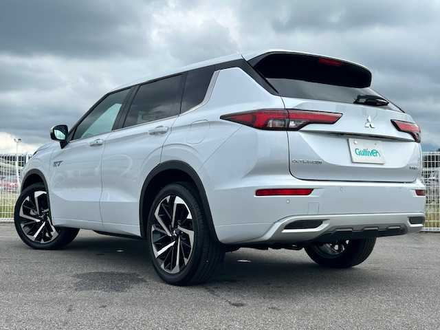 三菱 アウトランダー ＰＨＥＶ