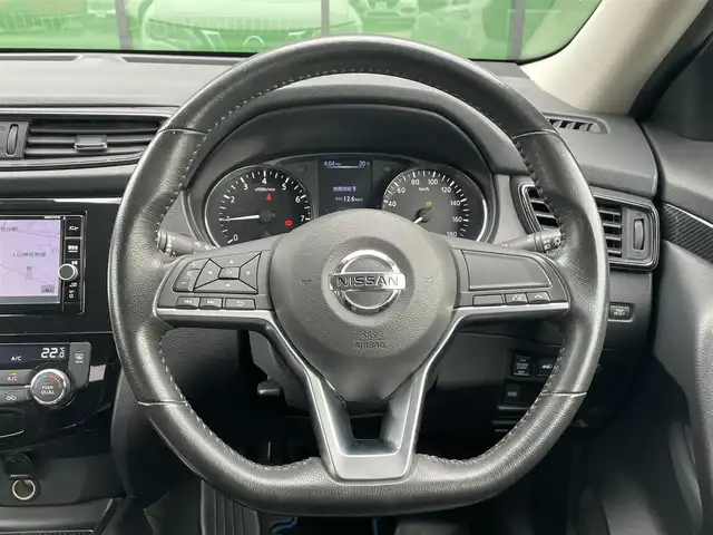 日産 エクストレイル ハイブリッド 20X 香川県 2018(平30)年 3.7万km ブリリアントホワイトパール エマージェンシーブレーキ/純正SDナビ/　　CD/DVD/BT/フルセグ/MSV/アラウンドビューモニター/パワーバックドア/LEDオートライト/オートハイビーム/撥水シート/全席シートヒーター/純正17インチAW/コーナーセンサー/デジタルインナーミラー/レーンアシスト/ステアリングスイッチ/横滑り防止装置/スマートキー/ビルトインETC
