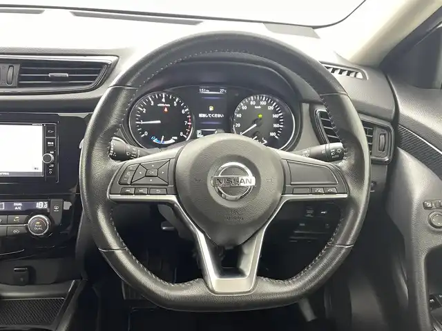 日産 エクストレイル ハイブリッド 20X 熊本県 2018(平30)年 3.7万km ブリリアントホワイトパール エマージェンシーブレーキ/純正SDナビMM317D-W（CD・DVD・B・フルセグ・SD・AUX・ipod）/アラウンドビューモニター/ビルトインETC/パワーバックドア/撥水シート/全席シートヒーター/前後クリアランスソナー/デジタルインナーミラー/衝突軽減ブレーキ/ステアリングスイッチ/横滑り防止装置/純正フロアマット/純正17インチAW/オートライト/LEDヘッドライト/オートマチックハイビーム/スマートキー/プッシュスタート