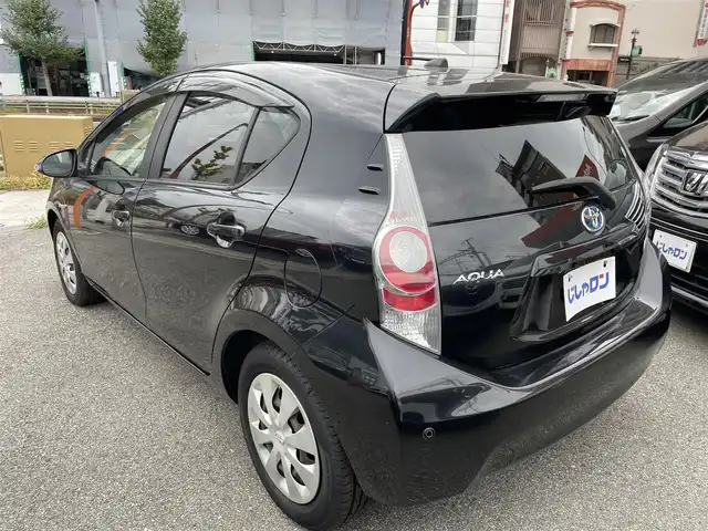 トヨタ アクア G ブラックソフトレザーセレ 兵庫県 2013(平25)年 10.3万km ブラックマイカ (株)IDOMが運営する【じしゃロン西宮店】の自社ローン専用車両になります。こちらは現金またはオートローンご利用時の価格です。自社ローンご希望の方は別途その旨お申付け下さい/メモリナビ/フルセグテレビ/バックカメラ/アイドリングストップ/プッシュスタート/ETC