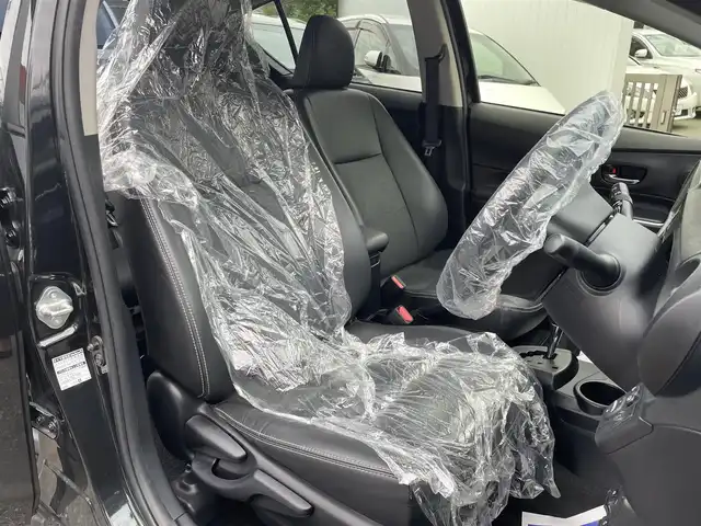 トヨタ アクア G ブラックソフトレザーセレ 兵庫県 2013(平25)年 10.3万km ブラックマイカ (株)IDOMが運営する【じしゃロン西宮店】の自社ローン専用車両になります。こちらは現金またはオートローンご利用時の価格です。自社ローンご希望の方は別途その旨お申付け下さい/メモリナビ/フルセグテレビ/バックカメラ/アイドリングストップ/プッシュスタート/ETC