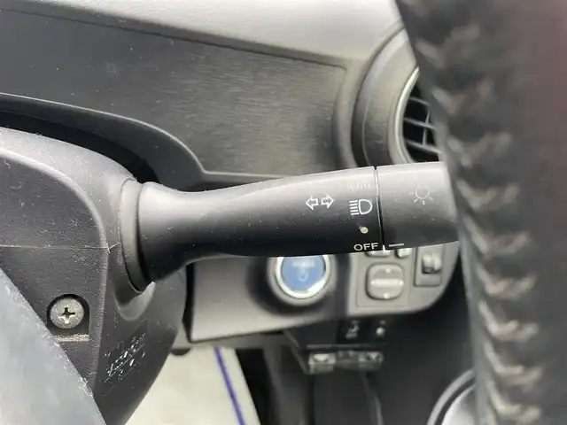 トヨタ アクア G ブラックソフトレザーセレ 兵庫県 2013(平25)年 10.3万km ブラックマイカ (株)IDOMが運営する【じしゃロン西宮店】の自社ローン専用車両になります。こちらは現金またはオートローンご利用時の価格です。自社ローンご希望の方は別途その旨お申付け下さい/メモリナビ/フルセグテレビ/バックカメラ/アイドリングストップ/プッシュスタート/ETC