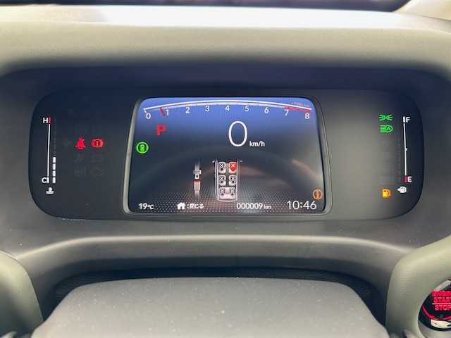 ホンダ フリード クロスター 愛知県 2025(令7)年 0.1万km未満 クリスタルブラックパール 純正9インチナビ　/（フルセグ／Bluetooth）　/レーダークルーズコントロール　/バックモニター　/コーナーセンサー　/衝突軽減システム　/レーンキープアシスト　/ブラインドスポットモニター　/両側パワースライドドア　/ハーフレザーシート（ブラック）　/前席シートヒーター　/純正AW　