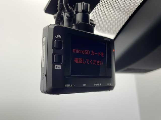 トヨタ Ｃ－ＨＲ S 新潟県 2017(平29)年 4.2万km メタルストリームM ディーラー純正メモリナビ/(NSZT-W66T)/(CD.DVD.SD.フルセグ.Bluetooth)/バックカメラ/トヨタセーフティセンス/・プリクラッシュセーフティ/・レーダークルーズコントロール/・レーンキープアシスト/革コンピステアリング/ステアリングリモコン/オートライト/前後ドライブレコーダー/オートリトラミラー/EVモード/電子制御パーキングブレーキ.ブレーキホールド/ビルトインETC/プッシュスタート/スマートキー×2/純正フロアマット