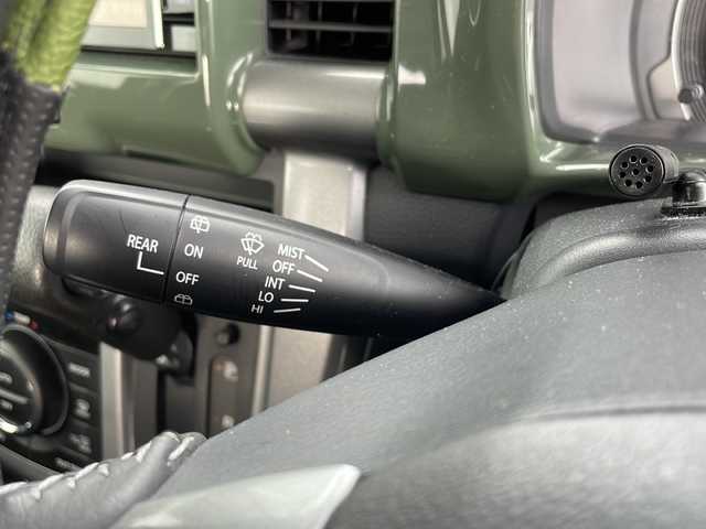 スズキ ハスラー Jスタイル 沖縄県 2015(平27)年 8.4万km クールカーキパールメタリック/ホワイト2トーンルーフ 県外仕入/禁煙車/社外ナビ/CD/SD/BT/ワンセグ/レーダーブレーキサポート/ビルトインETC/横滑り防止装置/アイドリングストップ/シートヒーター/HIDヘッドライト/オートライト/純正フロアマット/プッシュスタート/スマートキー/スペアキー/取扱説明書/保証書/記録簿