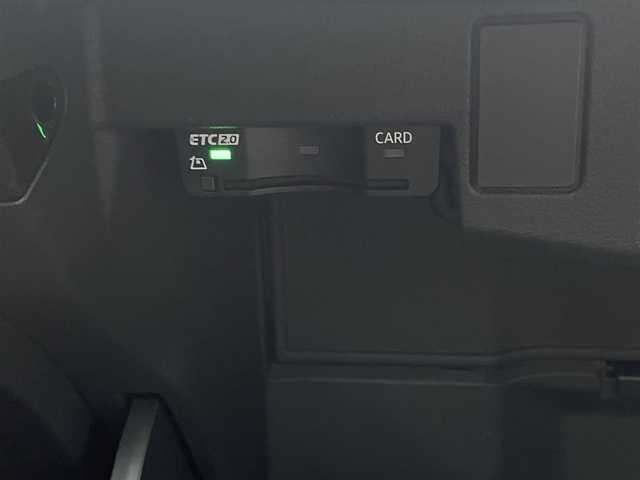 アウディ Ｑ２ 30TFSIスポーツ 東京都 2020(令2)年 2万km グレイシアホワイトメタリック MMIナビ/12セグ/バックカメラ/リバース連動ドアミラー/アドバンスドキー/ACC/レインセンサー/オートホールド/ドライブセレクト/Audiプレセンス/Audiアクティブレーンアシスト/前後パーキングエイド/リア5面フィルム貼り/バックフォグ/純正LEDライト/シートリフター/ヴァーチャルコックピット