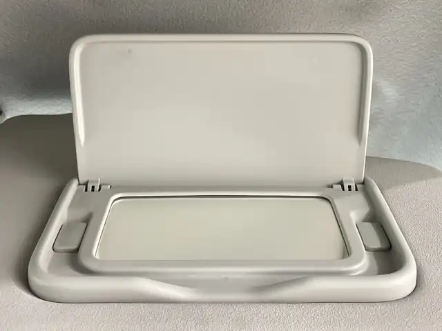 ホンダ Ｎ ＢＯＸ カスタム G ターボパッケージ 福岡県 2013(平25)年 7万km プレミアムホワイトパール ナビ（BT/フルセグ/CDDVD/AMFM）/両側パワースライド/パドルシフト（MT付きAT）/ステアリングスイッチ/衝突被害軽減システム/横滑り防止装置/盗難防止装置/アルミホイール/ETC/クルーズコントロール/スマートキー/エンジンボタン