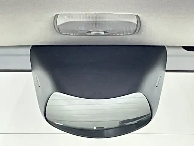 ホンダ Ｎ ＢＯＸ カスタム G ターボパッケージ 福岡県 2013(平25)年 7万km プレミアムホワイトパール ナビ（BT/フルセグ/CDDVD/AMFM）/両側パワースライド/パドルシフト（MT付きAT）/ステアリングスイッチ/衝突被害軽減システム/横滑り防止装置/盗難防止装置/アルミホイール/ETC/クルーズコントロール/スマートキー/エンジンボタン