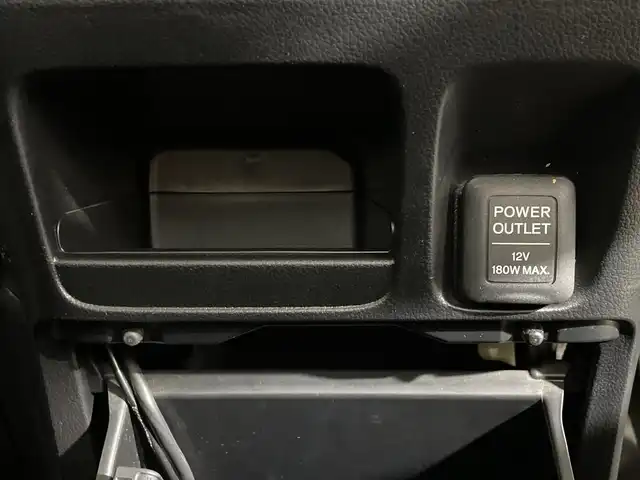 ホンダ Ｎ ＢＯＸ カスタム G ターボパッケージ 福岡県 2013(平25)年 7万km プレミアムホワイトパール ナビ（BT/フルセグ/CDDVD/AMFM）/両側パワースライド/パドルシフト（MT付きAT）/ステアリングスイッチ/衝突被害軽減システム/横滑り防止装置/盗難防止装置/アルミホイール/ETC/クルーズコントロール/スマートキー/エンジンボタン