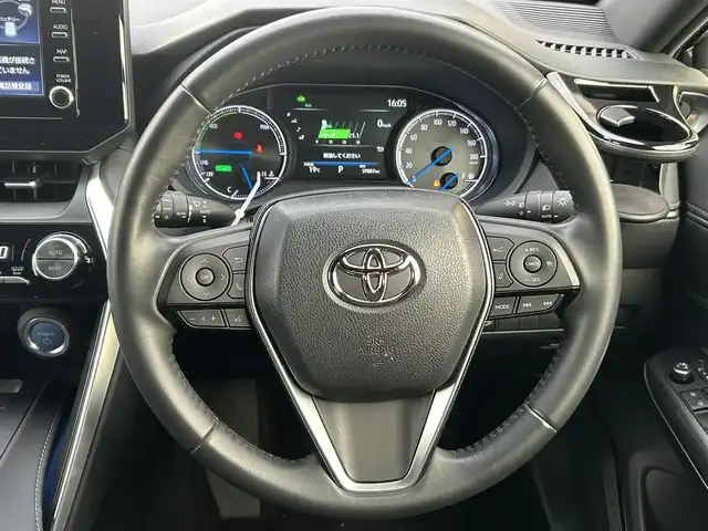 トヨタ ハリアー ハイブリッド G 道南・函館 2022(令4)年 5.9万km プレシャスブラックパール /ディスプレイオーディオ//モデリスタエアロ//バックカメラ//パワーバックドア//デジタルインナーミラー//クルーズコントロール//コーナーセンサー//レーンキープアシスト//オートハイビーム//純正アルミホイール
