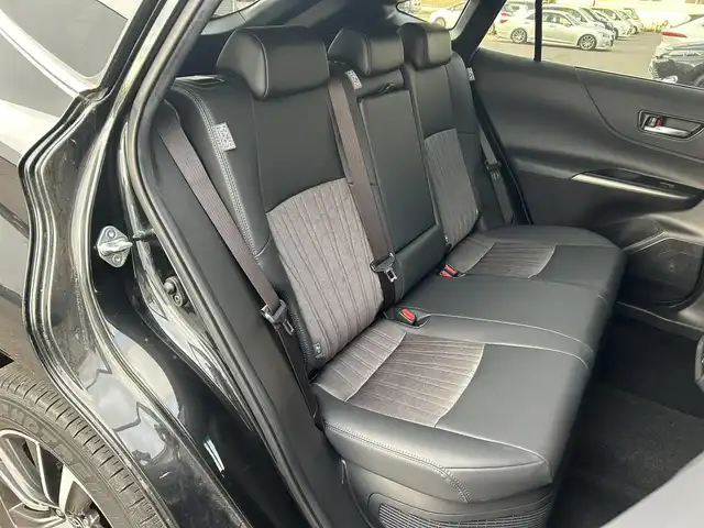 トヨタ ハリアー ハイブリッド G 道南・函館 2022(令4)年 5.9万km プレシャスブラックパール /ディスプレイオーディオ//モデリスタエアロ//バックカメラ//パワーバックドア//デジタルインナーミラー//クルーズコントロール//コーナーセンサー//レーンキープアシスト//オートハイビーム//純正アルミホイール