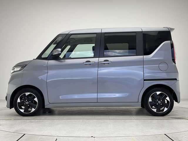 日産 ルークス HWS X プロパイロットED 愛知県 2023(令5)年 4.7万km チタニウムグレーメタリック プロパイロット/純正ナビ/全方位カメラ/両側パワースライドドア/クルーズコントロール/バックカメラ/コーナーセンサー/純正アルミホイール/LEDヘッドライト/オートライト/インテリジェントミラー/ETC/衝突軽減システム/フルセグ/CD DVD/Bluetooth/ステアリングスイッチ/スマートキー/プッシュスタート