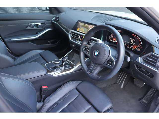 ＢＭＷ ３２０ｉ 大分県 2020(令2)年 6.1万km アルピンホワイトⅢ コンフォートパッケージ/ハイラインパッケージ/アダクティブクルーズコントロール/インテリジェントセーフティ/ブラインドスポットモニター/純正ナビ/Bluetooth/360°/地デジ/スクリーンミラーリンク/ワイヤレス充電/黒本革/パワーシート/シートヒーター/パワーバックドア/フットオープナー/ETC