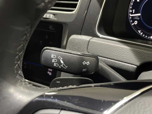 フォルクスワーゲン ゴルフ ヴァリアント TSI コンフォートライン テックエディション 佐賀県 2019(令1)年 2.7万km ディープブラックパールエフェクト