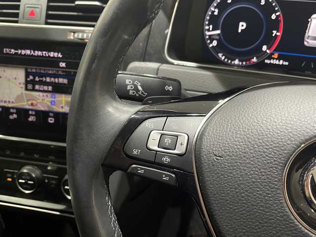 フォルクスワーゲン ゴルフ ヴァリアント TSI コンフォートライン テックエディション 佐賀県 2019(令1)年 2.7万km ディープブラックパールエフェクト