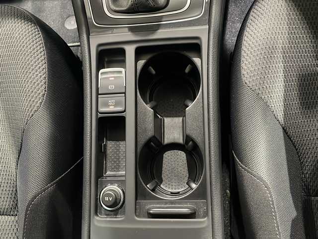 フォルクスワーゲン ゴルフ ヴァリアント TSI コンフォートライン テックエディション 佐賀県 2019(令1)年 2.7万km ディープブラックパールエフェクト