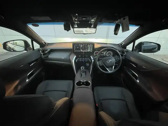 トヨタ ハリアー Z レザーパッケージ 千葉県 2021(令3)年 2.4万km プレシャスブラックパール 純正12.3インチナビ/JBLプレミアムサウンドシステム/フルセグTV/USB/Bluetooth/AppleCarPlay/AndroidAuto/ビルトインETC/全方向カメラ/デジタルインナーミラー/ステアリングスイッチ/ステアリングヒーター/純正LEDヘッドライト/オートライト/オートハイビーム/D+N席パワーシート/D席メモリーシート/D+N席シートベンチレーション/純正アルミホイール/純正フロアマット