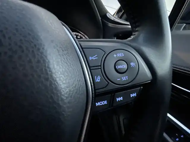 トヨタ ハリアー Z レザーパッケージ 千葉県 2021(令3)年 2.4万km プレシャスブラックパール 純正12.3インチナビ/JBLプレミアムサウンドシステム/フルセグTV/USB/Bluetooth/AppleCarPlay/AndroidAuto/ビルトインETC/全方向カメラ/デジタルインナーミラー/ステアリングスイッチ/ステアリングヒーター/純正LEDヘッドライト/オートライト/オートハイビーム/D+N席パワーシート/D席メモリーシート/D+N席シートベンチレーション/純正アルミホイール/純正フロアマット