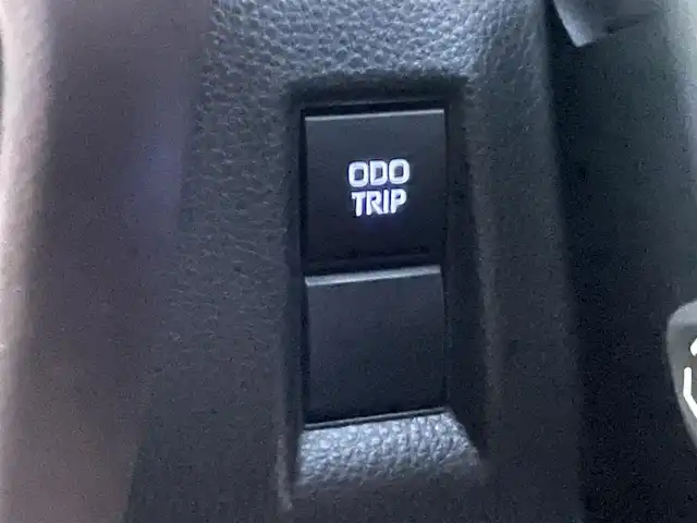 トヨタ ハリアー Z レザーパッケージ 千葉県 2021(令3)年 2.4万km プレシャスブラックパール 純正12.3インチナビ/JBLプレミアムサウンドシステム/フルセグTV/USB/Bluetooth/AppleCarPlay/AndroidAuto/ビルトインETC/全方向カメラ/デジタルインナーミラー/ステアリングスイッチ/ステアリングヒーター/純正LEDヘッドライト/オートライト/オートハイビーム/D+N席パワーシート/D席メモリーシート/D+N席シートベンチレーション/純正アルミホイール/純正フロアマット