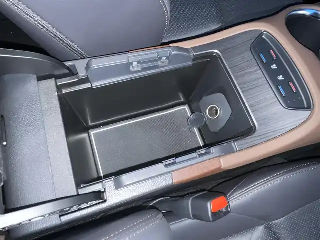 トヨタ ハリアー Z レザーパッケージ 千葉県 2021(令3)年 2.4万km プレシャスブラックパール 純正12.3インチナビ/JBLプレミアムサウンドシステム/フルセグTV/USB/Bluetooth/AppleCarPlay/AndroidAuto/ビルトインETC/全方向カメラ/デジタルインナーミラー/ステアリングスイッチ/ステアリングヒーター/純正LEDヘッドライト/オートライト/オートハイビーム/D+N席パワーシート/D席メモリーシート/D+N席シートベンチレーション/純正アルミホイール/純正フロアマット