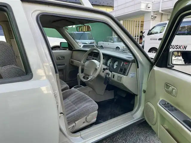 日産 ラシーン ft タイプS 東京都 1997(平9)年 5.8万km サンドベージュ ワンオーナー/オーディオ/・CD/AM/FM/ルーフレール/純正15インチアルミホイール/Wエアバッグ/ABS/保証書/取扱説明書