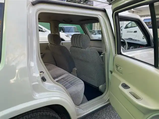 日産 ラシーン ft タイプS 東京都 1997(平9)年 5.8万km サンドベージュ ワンオーナー/オーディオ/・CD/AM/FM/ルーフレール/純正15インチアルミホイール/Wエアバッグ/ABS/保証書/取扱説明書