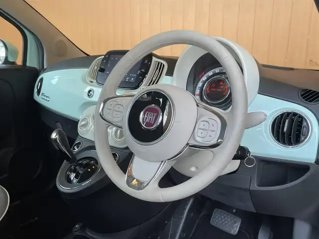 フィアット ５００ 1．2 ポップ 愛知県 2021(令3)年 2.2万km Ｌグリーン ワンオーナー/純正ディスプレイオーディオ/Bluetooth/USB/キーレス/ETC/ステアリングスイッチ/アルミホイール/フォグライト/MTモード付AT/スピードリミッター/スタッドレスホイールセット