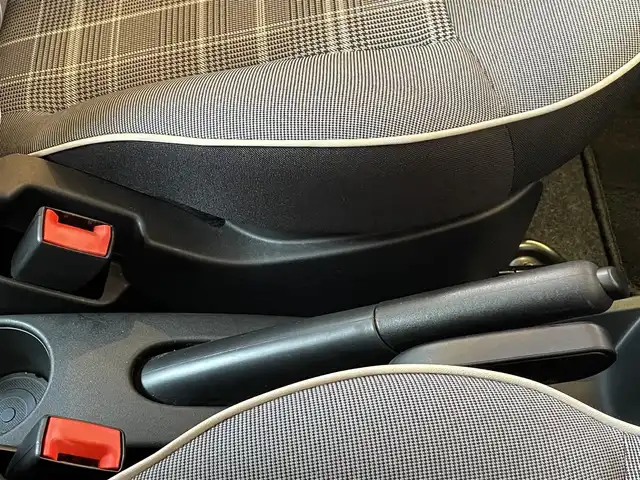 フィアット ５００ 1．2 ポップ 愛知県 2021(令3)年 2.2万km Ｌグリーン ワンオーナー/純正ディスプレイオーディオ/Bluetooth/USB/キーレス/ETC/ステアリングスイッチ/アルミホイール/フォグライト/MTモード付AT/スピードリミッター/スタッドレスホイールセット