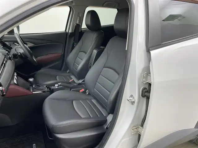 マツダ ＣＸ－３ 岡山県 2015(平27)年 7.7万km セラミックM 純正ナビ/・FM/AM/Bluetooth/フルセグ/CD/DVD/バックカメラ/衝突軽減ブレーキ/レーンキープアシスト/レーダークルーズコントロール/ETC/HUD/LEDヘッドライト/パドルシフト/純正18インチアルミ/純正フロアマット/スマートキー/アイドリングストップ