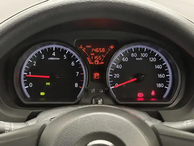 日産 ノート X 三重県 2019(平31)年 1.5万km ブリリアントホワイトパール ガソリン/FF/フロアCVT/純正 7インチナビ MM318D-W/（FM/AM/CD/DVD/iPod/SD/TV/WALKMAN/USB/Bluetooth/MUSIC STOCKER）/【OP】アラウンドビューモニター（移動物検知機能付）*/ドライブレコーダー 前方/ETC/安全/・エマージェンシーブレーキ/・LDW（車線逸脱警報）/・フロント＆バックソナー/・踏み間違い衝突防止アシスト/・ハイビームアシスト/・VDC（ビークルダイナミクスコントロール）/など/装備/・【OP】インテリジェント ルームミラー（デジタルインナーミラー）/・【OP】ヒーター付ドアミラー*/・マニュアルエアコン/・プッシュスタート/・電動格納ドアミラー/・純正 15inAW/・インテリジェントキーx1/など