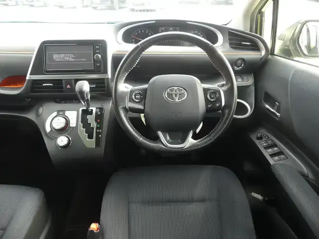 トヨタ シエンタ G 千葉県 2017(平29)年 5.6万km ブラックマイカ Toyota Safety Sense/・プリクラッシュセーフティ/・レーンディパーチャーアラート/・オートハイビーム/両側パワースライドドア/純正SDナビ/地デジTV/【DVD/CD再生機能　Bluetooth接続】/バックカメラ/ドライブレコーダー/革巻きステアリング/ウインカーミラー/スマートキー