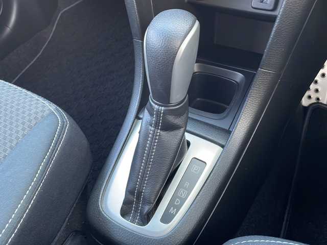 スズキ スイフト RS－DJE 山口県 2015(平27)年 6.2万km スーパーブラックパール ワンオーナー/純正SDナビ　【CN-R302Z】/・Bluetooth接続/・AM/FM/・DVD再生機能有/・ワンセグTV/ビルトインETC/クルーズコントロール/パドルシフト/アイドリングストップ/横滑り防止装置/純正フロアマット/スマートキー/プッシュスタート/スペアキー1本/USB入力端子/純正16インチアルミホイール/ウィンカーミラー