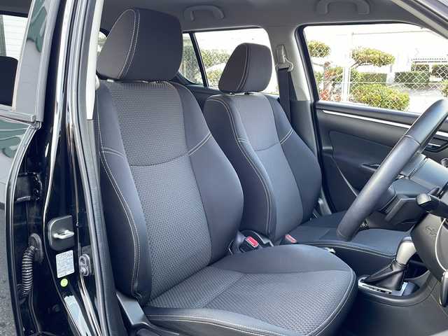 スズキ スイフト RS－DJE 山口県 2015(平27)年 6.2万km スーパーブラックパール ワンオーナー/純正SDナビ　【CN-R302Z】/・Bluetooth接続/・AM/FM/・DVD再生機能有/・ワンセグTV/ビルトインETC/クルーズコントロール/パドルシフト/アイドリングストップ/横滑り防止装置/純正フロアマット/スマートキー/プッシュスタート/スペアキー1本/USB入力端子/純正16インチアルミホイール/ウィンカーミラー