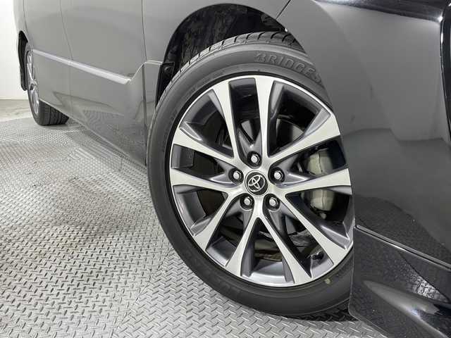 トヨタ エスティマ アエラス プレミアム 広島県 2017(平29)年 4.8万km ブラック Clazzioシートカバー/TRDフルエアロ/純正10型ナビ（DVD/フルセグTV/Bluetooth）/純正フリップダウンモニター/両側パワースライドドア/パワーシート/セーフティセンス/・プリクラッシュセーフティ/・レーンディパーチャーアラート/・オートマチックハイビーム/クリアランスソナー/バックカメラ/クルーズコントロール/LEDヘッドランプ/純正18インチAW/ETC/USB/HDMI入力端子/ドライブレコーダー