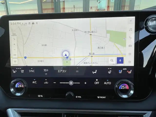 レクサス ＲＸ 350 バージョンL 栃木県 2024(令6)年 0.7万km グラファイトブラックガラスフレーク Lexus Safety　System＋/・プリクラッシュセーフティ/・レーダークルーズコントロール/・レーントレーシングアシスト/・オートマックハイビーム/・ブラインドスポットモニター/・夜間視界支援/・ロードサインアシスト/・ドライバー異常時対応システム/・プロアクティブドライビングアシスト/・レーンディパーチャーアラート/・レーンチェンジアシスト/・発進遅れ告知機能/・ドライバーモニター連携/・フロントクロストラフィックアラート/Lexus Teammate/・Lexus Teammate Advanced Drive/・Lexus Teammate Advanced Park/純正14インチディスプレイオーディオ/・ナビ機能/・フルセグTV/・BT/USB/AM.FM/・Miracast/サンルーフ/パノラミックビューモニター/パワーバックドア/デジタルインナーミラー/白レザーシート/全席パワーシート/全席シートヒーター/全席エアーシート/パドルシフト/ウッドコンビハンドル（純正ハンドルカバー有）/ステアリングスイッチ/ステアリングヒーター/電動パーキングブレーキ/オートホールド/LEDヘッドライト/アイドリングストップ/スマートキー