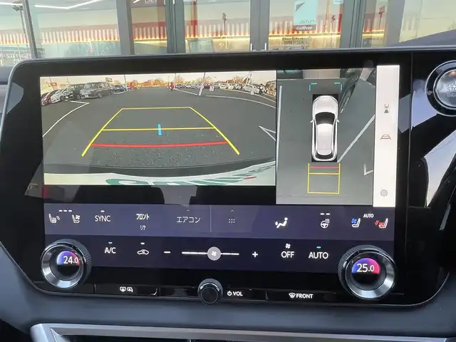 レクサス ＲＸ 350 バージョンL 栃木県 2024(令6)年 0.7万km グラファイトブラックガラスフレーク Lexus Safety　System＋/・プリクラッシュセーフティ/・レーダークルーズコントロール/・レーントレーシングアシスト/・オートマックハイビーム/・ブラインドスポットモニター/・夜間視界支援/・ロードサインアシスト/・ドライバー異常時対応システム/・プロアクティブドライビングアシスト/・レーンディパーチャーアラート/・レーンチェンジアシスト/・発進遅れ告知機能/・ドライバーモニター連携/・フロントクロストラフィックアラート/Lexus Teammate/・Lexus Teammate Advanced Drive/・Lexus Teammate Advanced Park/純正14インチディスプレイオーディオ/・ナビ機能/・フルセグTV/・BT/USB/AM.FM/・Miracast/サンルーフ/パノラミックビューモニター/パワーバックドア/デジタルインナーミラー/白レザーシート/全席パワーシート/全席シートヒーター/全席エアーシート/パドルシフト/ウッドコンビハンドル（純正ハンドルカバー有）/ステアリングスイッチ/ステアリングヒーター/電動パーキングブレーキ/オートホールド/LEDヘッドライト/アイドリングストップ/スマートキー