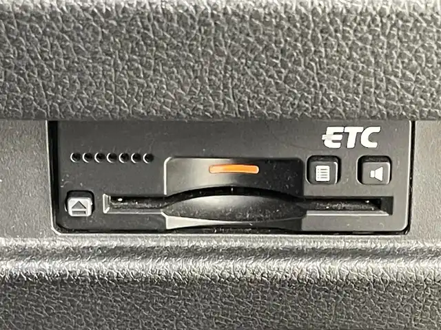 スズキ スペーシア カスタム HYBRID XS ターボ 福岡県 2019(平31)年 5.2万km ピュアホワイトパール 純正８型ナビ／フルセグＴＶ　/バックカメラ　/ビルトインＥＴＣ　/クルーズコントロール　/コーナーセンサー　/衝突軽減ブレーキ　/レーンキープ　/アイドリングストップ　/盗難防止装置　/パドルシフト　/両側電動スライドドア　/シートヒーター　/ハーフレザーシート　/ステアリングスイッチ　/ＬＥＤヘッドライト　/純正１５インチアルミホイール