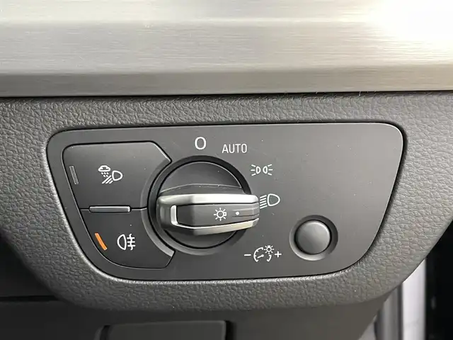 アウディ Ｑ５ Sライン ダイナミックリミテッド 埼玉県 2019(令1)年 5.3万km ミトスブラックメタリック メーカーナビ　サラウンドビューカメラ　ＥＴＣ２．０　前後ドライブレコーダー　プレセンスシティ　アダプティブクルーズコントロール　シートヒーター　パドルシフト　ハーフレザー　マトリクスＬＥＤライト　ＴＶ